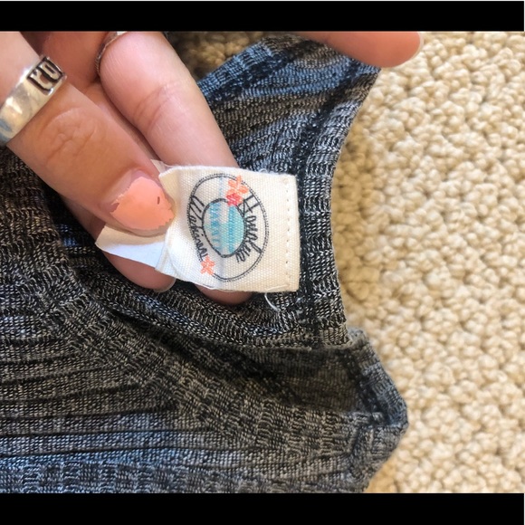 Grey cropped tank top from Honolulu Surf Co. - Picture 2 of 2